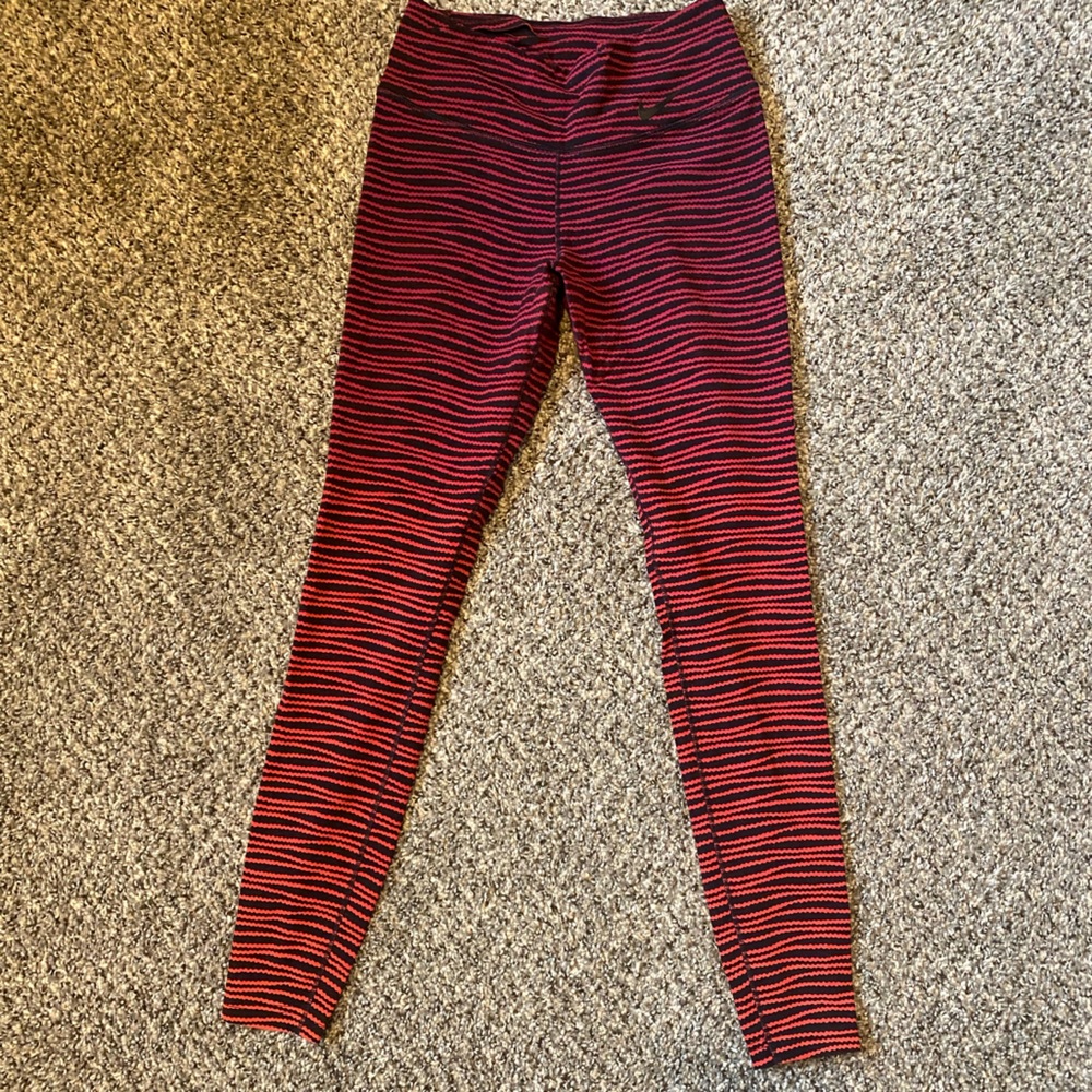 Nike leggings